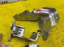 Ролик раздвижной двери TOYOTA VOXY/NOAH/ESQUIRE 2014/Цвет 1F7 6833628090 ZRR85W/ZRR85G/ZRR85/ZRR80G/ZRR80/ZRR80W/ZWR80/ZWR80G/ZWR80W 3ZRFAE, задний левый