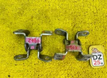 Петли двери багажника LEXUS/TOYOTA LAND CRUISER PRADO/FJ CRUISER/GX400/GX460/GX470 2004 6880160050 UZJ120L/GSJ10L/GSJ15L/GRJ120W/GRJ120/GRJ121W/GRJ125W/VZJ120W/VZJ121W/VZJ125W/KDJ120W/KDJ121W/KDJ125W/LJ120/LJ125/RZJ120W/RZJ125W/TRJ120W/TRJ125W/GDJ150W/GDJ