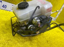 Главный тормозной цилиндр TOYOTA LAND CRUISER PRADO 2004/Цвет 070 4705060090 VZJ121/VZJ120W/VZJ120/VZJ121W/VZJ125W/VZJ125/GRJ120W/GRJ120/GRJ121W/GRJ121/GRJ125W/KDJ125/KDJ120W/KDJ120/KDJ121W/KDJ121 5VZFE, передний