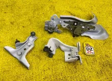 Ролик раздвижной двери TOYOTA VOXY/NOAH/ESQUIRE 2014/Цвет 070 6833628090 ZRR85G/ZRR85W/ZRR85/ZRR80G/ZRR80/ZRR80W/ZWR80/ZWR80G/ZWR80W 3ZRFAE, задний левый
