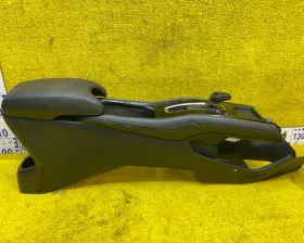 Бардачок между сиденьями HONDA