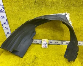 Подкрылок TOYOTA