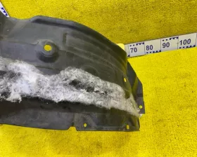 Подкрылок TOYOTA