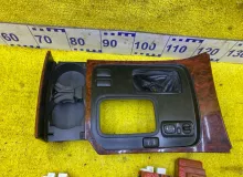 Консоль автомата TOYOTA LAND CRUISER 2001 5880460090 UZJ100/UZJ100L/UZJ100/FZJ100/FZJ105/HDJ100/HDJ100L/HDJ101/HDJ101K/HZJ105/HZJ105L 2UZFE, передний