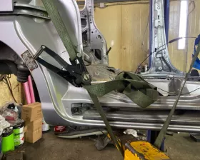 Порог кузова TOYOTA