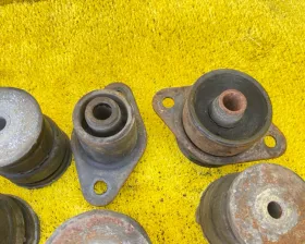 Подушка кузова TOYOTA