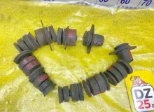 Подушка кузова TOYOTA LAND CRUISER/LAND CRUISER CYGNUS/LX470 ЛЕВЫЙ|ПРАВЫЙ|ПЕРЕДНИЙ|ЗАДНИЙ|2000 5220160050 UZJ100/UZJ100L/UZJ100/FZJ100/FZJ105/HDJ100/HDJ100L/HDJ101/HDJ101K/HZJ105/HZJ105L 2UZFE