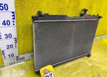 Радиатор основной TOYOTA ESQUIRE/NOAH/VOXY 2015 1640037280 ZRR85W/ZRR85G/ZRR85/ZRR80G/ZRR80W/ZRR80 3ZRFAE, передний