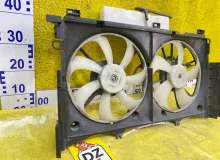 Диффузор радиатора TOYOTA ESQUIRE/NOAH/VOXY 2014 1671137130 ZWR80/ZWR80G/ZWR80W 2ZRFXE, передний