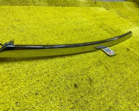 Накладка на дверь багажника Nissan