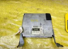 Блок управления двс TOYOTA 4RUNNER 2000 8966635580 VZN180L 5VZFE, передний