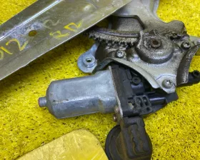 Стеклоподъемник Toyota