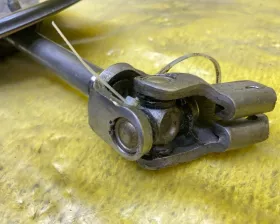 Рулевой карданчик TOYOTA
