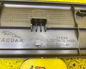 Накладка на порог Jaguar