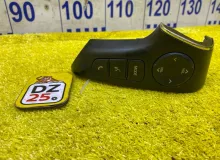 Кнопки на руль HYUNDAI GENESIS 2012 967003M003 BH G6DJ, передние
