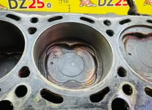 Блок двигателя TOYOTA LAND CRUISER 1999 1140159675 UZJ100/UZJ100L/UZJ100 2UZFE, передний