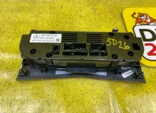 Блок управления климат-контролем Mercedes-Benz C-CLASS 2008 A2048300290 W204 M272KE35/272.961/272961, передний