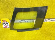 Стекло собачника MINI COUNTRYMEN 2013 51359801508 R60 N12B16A, заднее правое