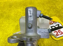 Главный тормозной цилиндр AUDI A8 2010 8K0611367A 4H2/4H8 CDRA, передний