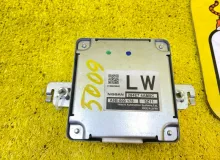 Блок управления парковкой INFINITI Q70/M25/M35/M37/M56 2016 284E74AM0C Y51 VQ37VHR, передний