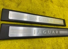 Накладка на порог JAGUAR XF ЛЕВЫЙ|ПРАВЫЙ|2010 8X2313201AF CC9/X250 204PT/PT204, передняя