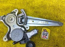 Стеклоподъемник TOYOTA 4RUNNER/LAND CRUISER/LEXUS/CT200H/SAI 2006 8572075070 GRN215W/GRN210/TRN215W/GRJ150W/TRJ150W/ZWA10/AZK10 2UZFE, задний правый
