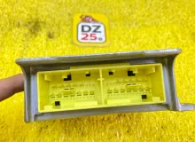 Блок управления airbag HONDA VEZEL 2014/Цвет NH788P 77960T7AJ811M2 RU4/RU3/RU1/RU2 LEB, передний