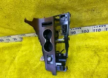 Консоль автомата LEXUS RX450H/RX450HL/RX350/RX350L/RX300/RX200T 2020/Цвет 085 5883548270 GYL20W/GYL25W/GYL25L/GYL25R/GYL20W/GYL20L/GYL20R/GYL20/GYL26W/GYL26L/GYL26/AGL20W/AGL20L/AGL20R/AGL25W/AGL25L/AGL25R/GGL20W/GGL20L/GGL20R/GGL21R/GGL25W/GGL25L/GGL25R/