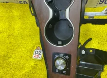 Консоль автомата LEXUS RX450H/RX450HL/RX350/RX350L/RX300/RX200T 2020/Цвет 085 5883548270 GYL20W/GYL25W/GYL25L/GYL25R/GYL20W/GYL20L/GYL20R/GYL20/GYL26W/GYL26L/GYL26/AGL20W/AGL20L/AGL20R/AGL25W/AGL25L/AGL25R/GGL20W/GGL20L/GGL20R/GGL21R/GGL25W/GGL25L/GGL25R/