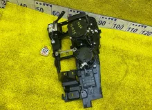 Консоль автомата LEXUS RX300/RX450H/RX450HL/RX350/RX350L/RX200T 2021/Цвет 083 5883548270 AGL20W/AGL20L/AGL20R/AGL25W/AGL25L/AGL25R/GYL25W/GYL25L/GYL25R/GYL20W/GYL20L/GYL20R/GYL20/GYL26W/GYL26L/GYL26/GGL20W/GGL20L/GGL20R/GGL21R/GGL25W/GGL25L/GGL25R/GGL26W/