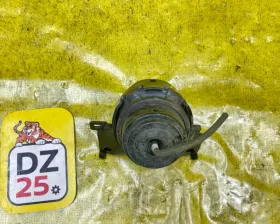 Подушка двигателя Toyota
