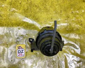 Подушка двигателя Toyota