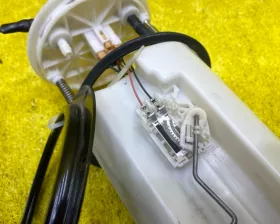 Топливный насос Toyota