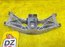 Подушка коробки передач JAGUAR XJ 2013 AW936A026A X351/X350 508PN, передняя