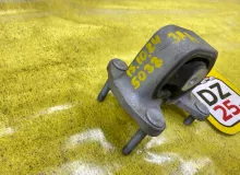 Подушка двигателя LEXUS RX300/RX200T 2021/Цвет 083 1237136260 AGL20W/AGL20L/AGL20R/AGL25W/AGL25L/AGL25R 8ARFTS, задняя