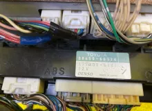 Блок управления климат-контролем TOYOTA LAND CRUISER/LAND CRUISER CYGNUS/LX470 2001/Цвет 064 8612060331 UZJ100/UZJ100L/UZJ100/FZJ100/FZJ105/HDJ100/HDJ100L/HDJ101/HDJ101K/HZJ105/HZJ105L 2UZFE, передний
