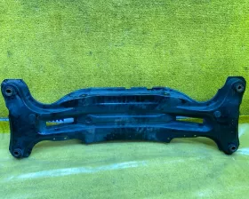 Задняя балка Toyota