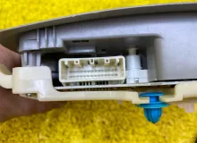 Светильник салона TOYOTA LAND CRUISER PRADO 2022/Цвет 4V8 8126060K60B0 GDJ150W/GDJ150R/GDJ150L/GDJ150/GDJ151W/GDJ151/GDJ155L/GDJ155R/GDJ155/GRJ150W/GRJ150L/GRJ150/GRJ151W/GRJ151/GRJ152/KDJ150/KDJ150L/KDJ155/TRJ150W/TRJ150L/TRJ150/TRJ152/TRJ155 1GDFTV, пер