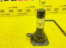 Поддомкратник/ домкрат TOYOTA LAND CRUISER/4RUNNER/FJ CRUISER/HILUX SURF/LEXUS GX470 2006/Цвет 070 0911135181 GRJ120W/GRJ120/GRJ121W/GRJ121/GRJ125W/UZJ120L/GSJ10L/GRN215W/VZJ120W/VZJ120/VZJ121W/VZJ121/VZJ125W/VZJ125/KDJ120W/KDJ120/KDJ121W/KDJ121/KDJ125W/K