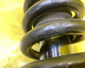 СТОЙКА ПАРА ЛЕВАЯ И ПРАВАЯ TOYOTA
