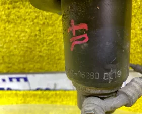 СТОЙКА ПАРА ЛЕВАЯ И ПРАВАЯ Toyota