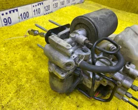 Главный тормозной цилиндр NISSAN