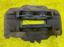 Суппорт TOYOTA FJ CRUISER/4RUNNER/HILUX SURF 2011 4773035411 GSJ15W/GSJ10W/GRN210L/GRN215L/GRN215W/UZN210L/UZN215L/TRN215W/RZN215 1GRFE, передний правый