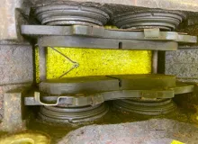 Суппорт TOYOTA FJ CRUISER/4RUNNER/HILUX SURF 2011 4773035411 GSJ15W/GSJ10W/GRN210L/GRN215L/GRN215W/UZN210L/UZN215L/TRN215W/RZN215 1GRFE, передний правый