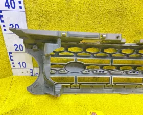 Решетка радиатора Land Rover