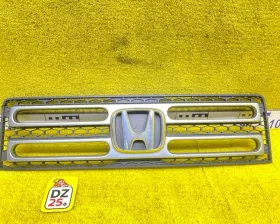Решетка радиатора HONDA