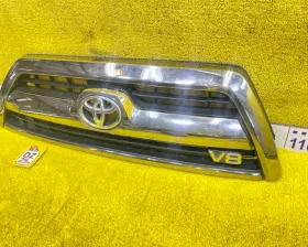 Решетка радиатора Toyota