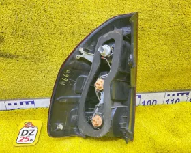 Стоп-сигнал Toyota