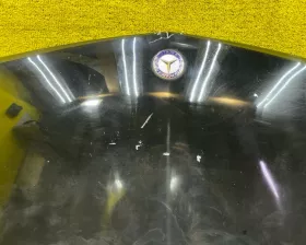 Капот Mercedes-Benz