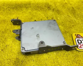 Блок управления двс Toyota